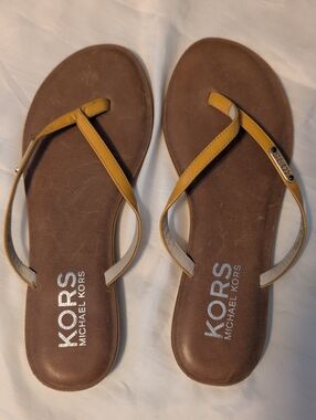 Michael Kors Yellow and Brown Leather Thong Sandals Size 9